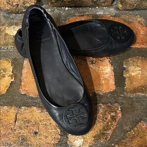 Tory Burch Minnie Travel Ballet Flats.